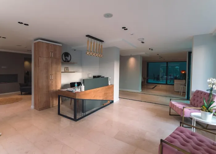 Hotell The Mori Club