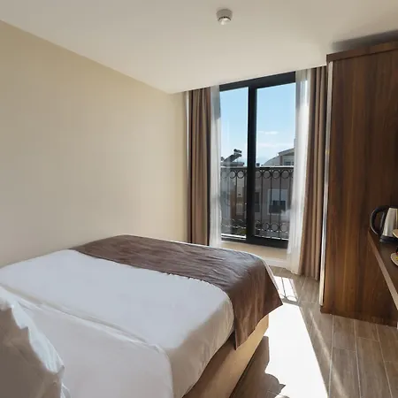 The Mori Club Hotel 2*