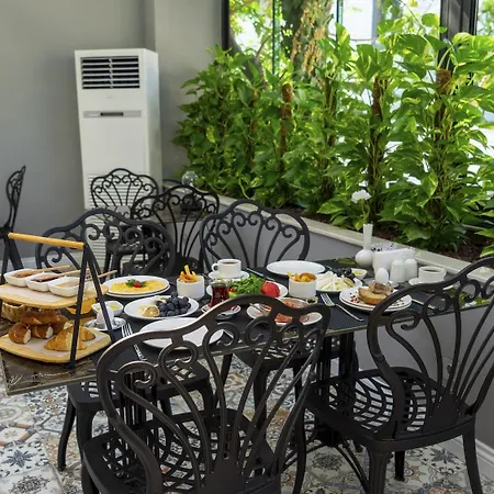 The Mori Club Hotel 2*