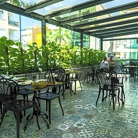 Hotel The Mori Club 3*